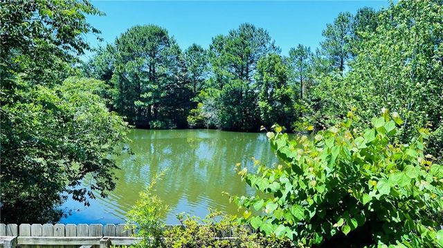 733 Whisper WALK, Chesapeake, VA 23322