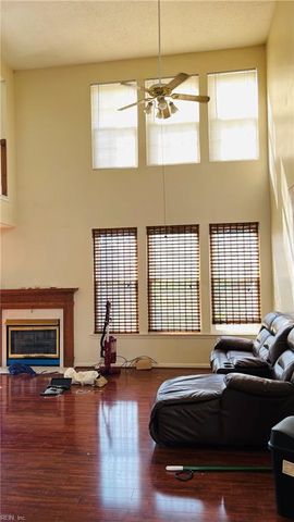 733 Whisper WALK, Chesapeake, VA 23322