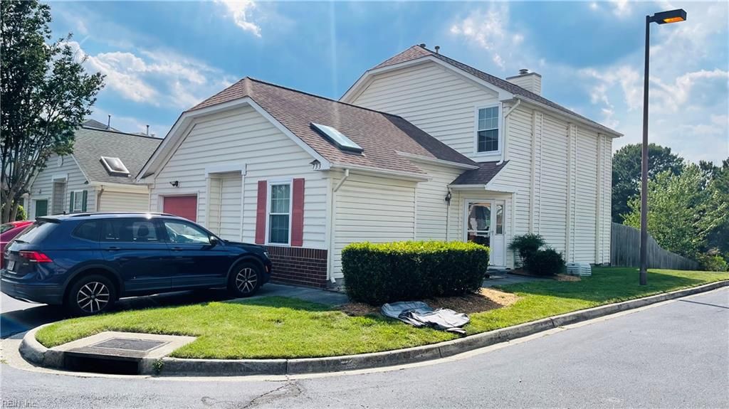 733 Whisper WALK, Chesapeake, VA 23322