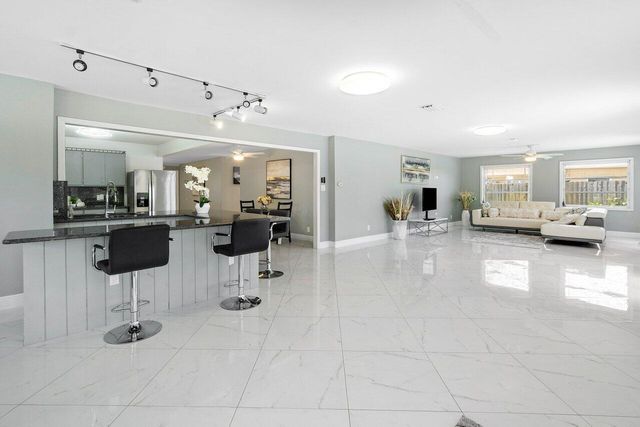 1837 16th Avenue N, Lake Worth Beach, FL 33460