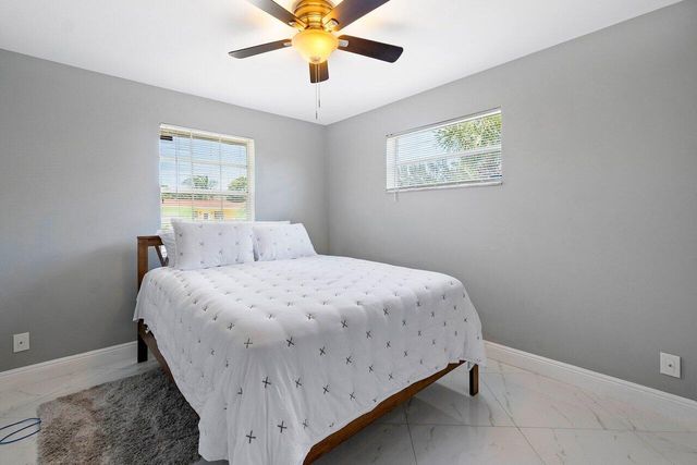 1837 16th Avenue N, Lake Worth Beach, FL 33460