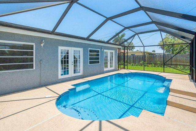 1837 16th Avenue N, Lake Worth Beach, FL 33460