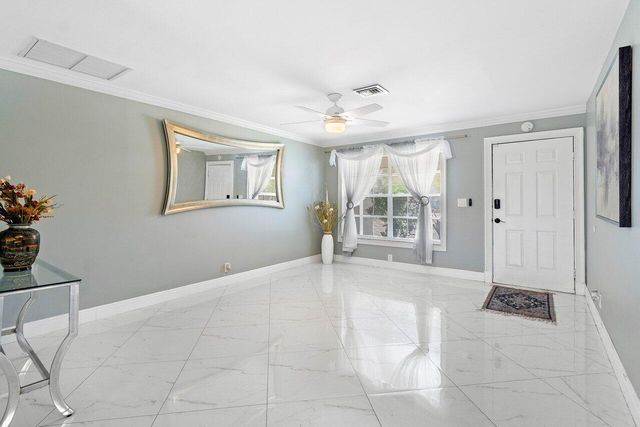 1837 16th Avenue N, Lake Worth Beach, FL 33460