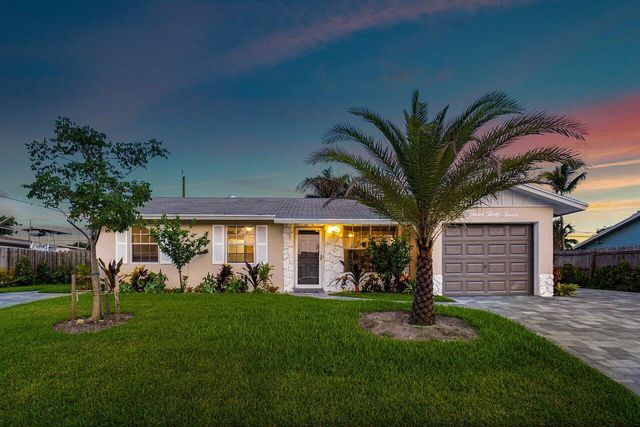 1837 16th Avenue N, Lake Worth Beach, FL 33460