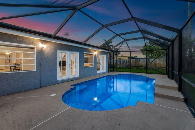 1837 16th Avenue N, Lake Worth Beach, FL 33460