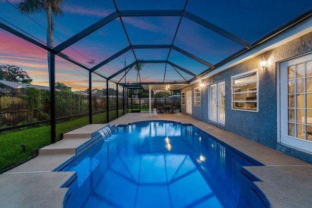 1837 16th Avenue N, Lake Worth Beach, FL 33460