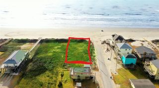 106 Yucca Avenue, Surfside Beach, TX 77541