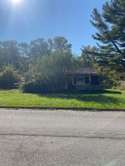 3313 W 51st Place, Gary, IN 46408