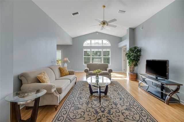 17283 SE 94TH COULTS CIRCLE, The Villages, FL 32162