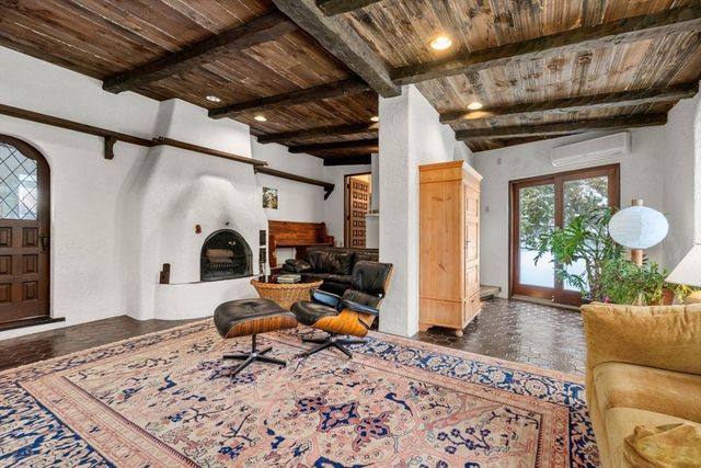 27 Stella Road, Belmont, MA 02478