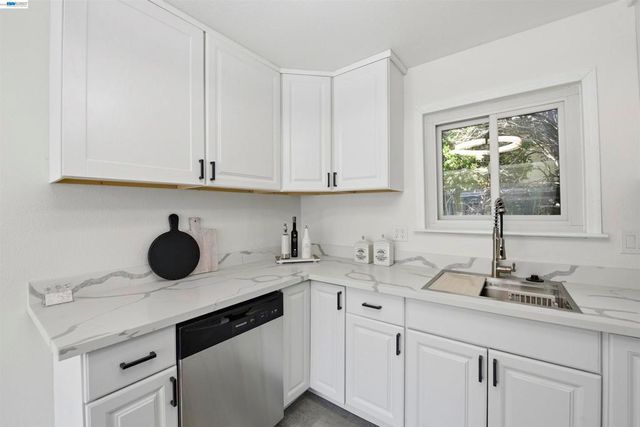 42655 CHARLESTON WAY, Fremont, CA 94538
