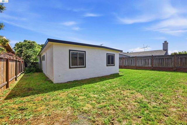 42655 CHARLESTON WAY, Fremont, CA 94538