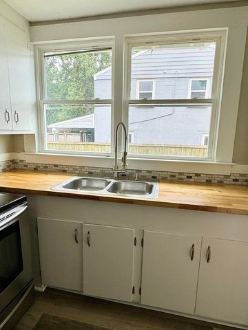 111 Magnolia Road, Charleston, SC 29407