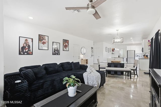 4975 S Sunset Boulevard, Tucson, AZ 85757