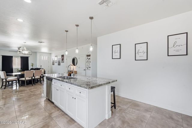4975 S Sunset Boulevard, Tucson, AZ 85757
