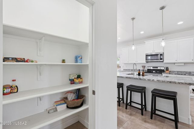 4975 S Sunset Boulevard, Tucson, AZ 85757