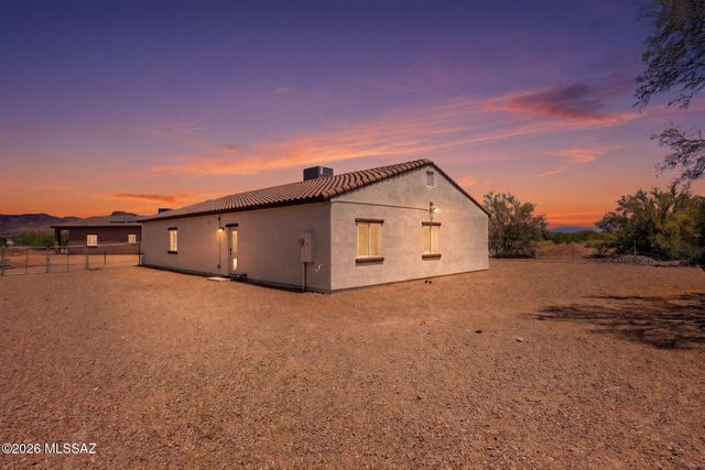 4975 S Sunset Boulevard, Tucson, AZ 85757