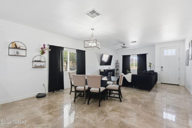 4975 S Sunset Boulevard, Tucson, AZ 85757