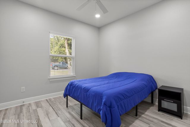 617 Peach Street, Ocean Springs, MS 39564