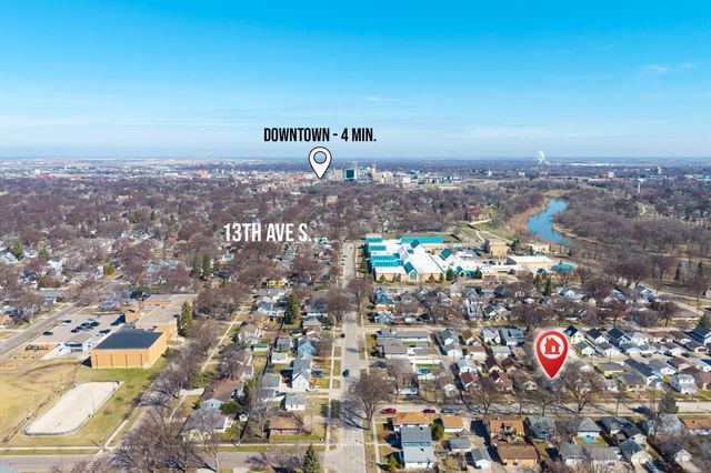 443 15th Avenue S, Fargo, ND 58103