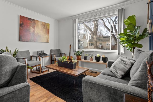 443 15th Avenue S, Fargo, ND 58103