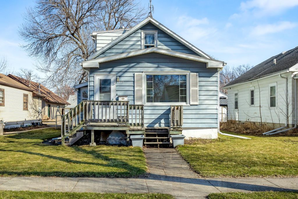 443 15th Avenue S, Fargo, ND 58103