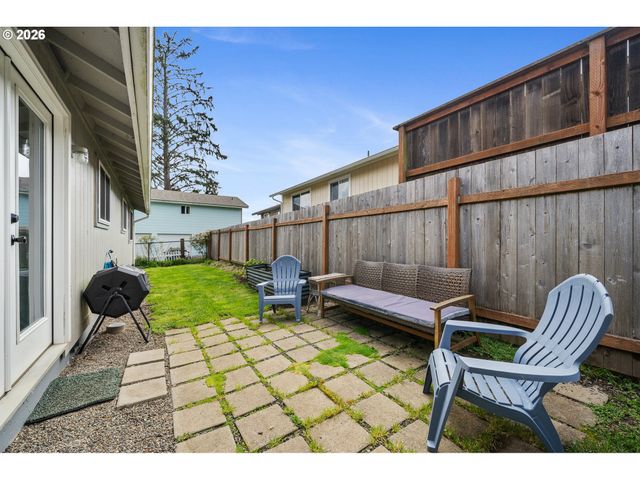 5575 OCEAN St, Bay City, OR 97107