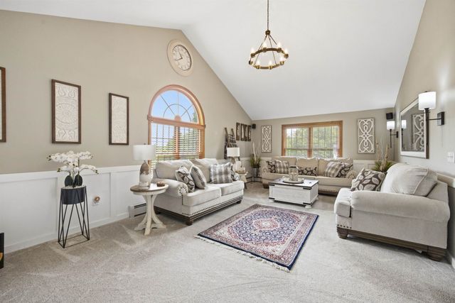 3 Faye Lane, Londonderry, NH 03053