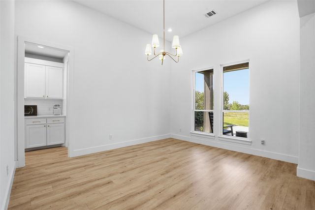 1000 Sweeney Way, Weatherford, TX 76087