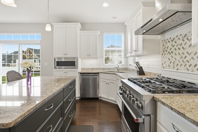 25415 W Rock Drive, Plainfield, IL 60586