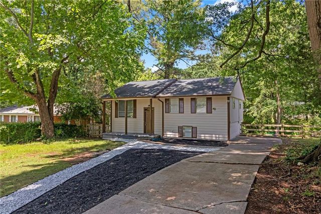 2496 Shiloh Drive, Decatur, GA 30034