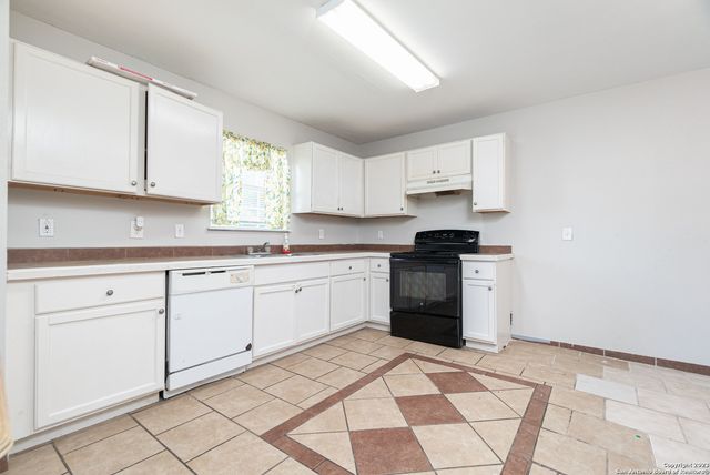217 Elmo Ave, San Antonio, TX 78225