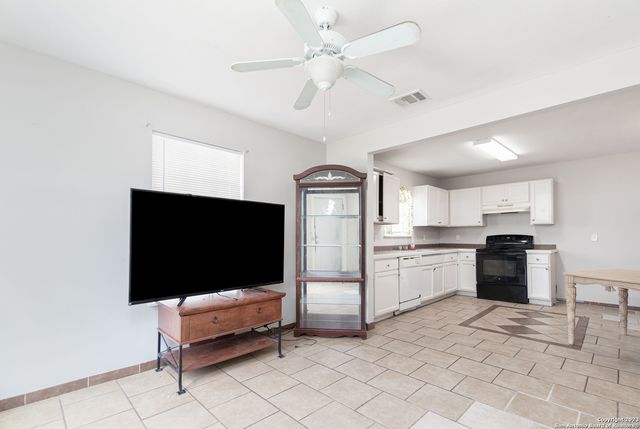 217 Elmo Ave, San Antonio, TX 78225
