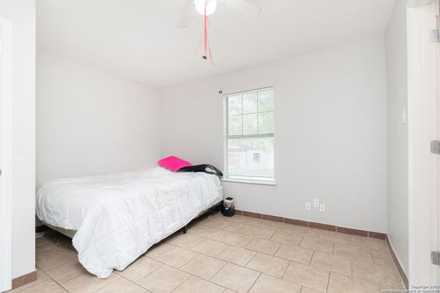217 Elmo Ave, San Antonio, TX 78225
