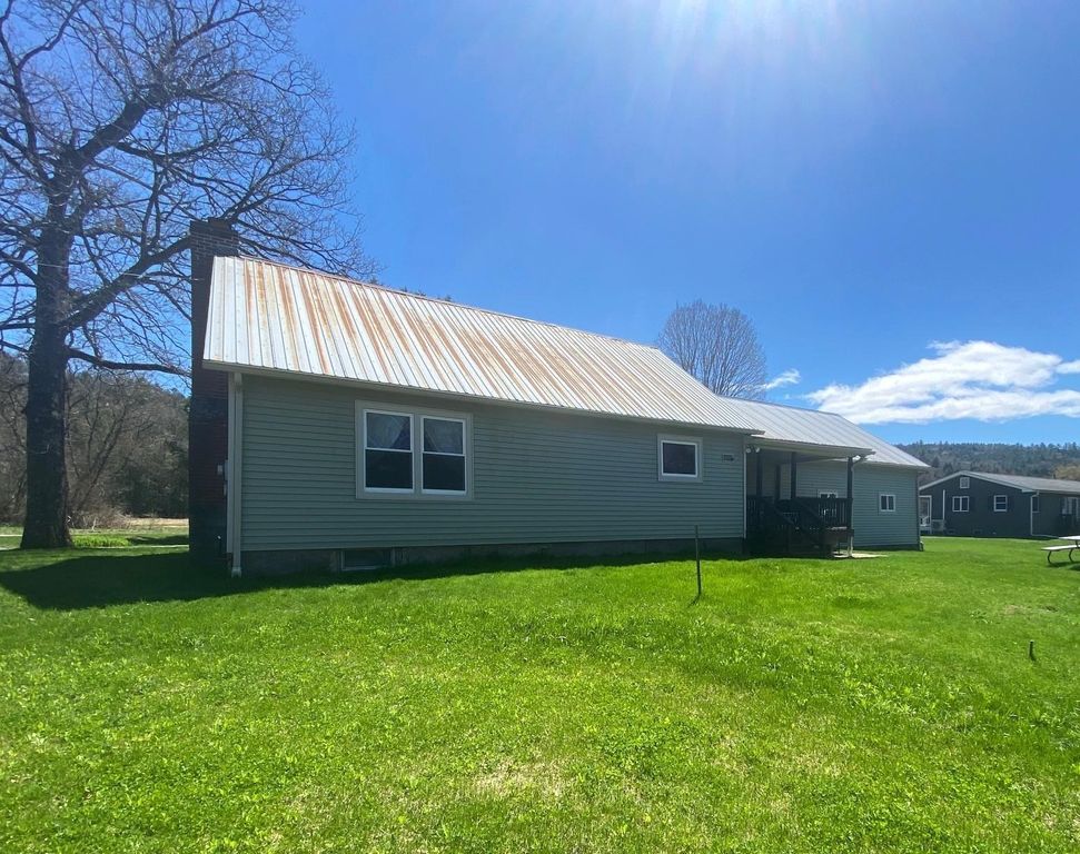 42 Onion River Road, Marshfield, VT 05658