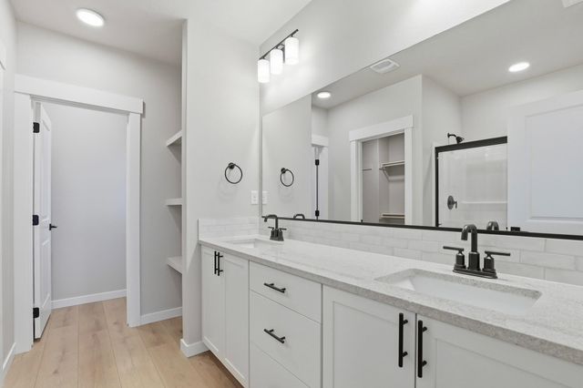 2312 Annie Pl, Cheney, WA 99004