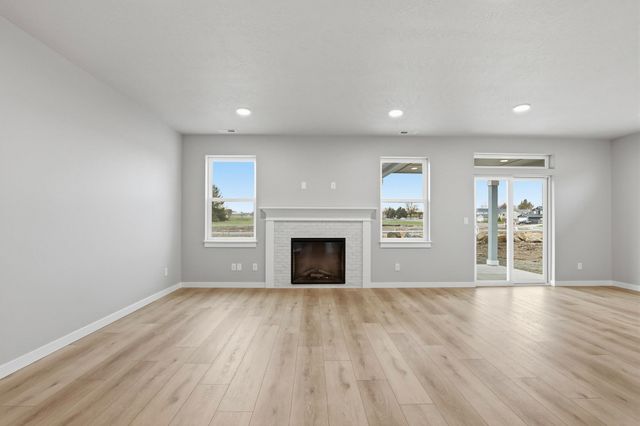 2312 Annie Pl, Cheney, WA 99004