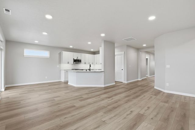 2312 Annie Pl, Cheney, WA 99004
