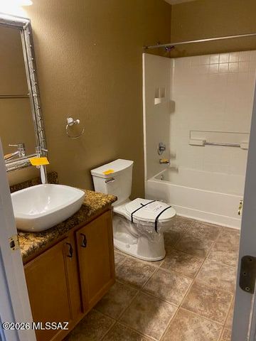 3610 E Secretariat Road, Tucson, AZ 85739