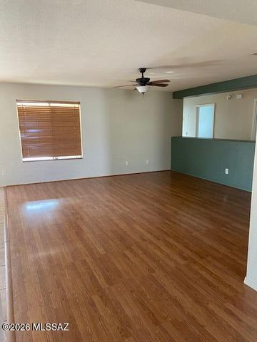 3610 E Secretariat Road, Tucson, AZ 85739