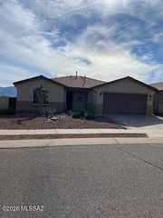 3610 E Secretariat Road, Tucson, AZ 85739