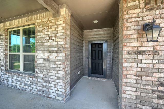 3805 S Courtney Court, Forney, TX 75126