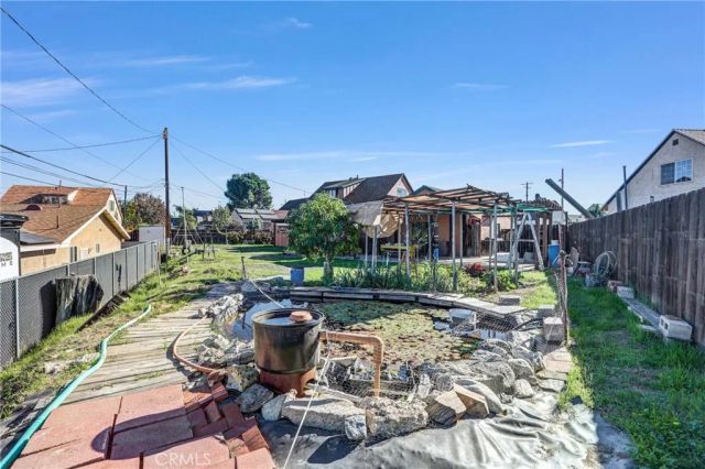 1819 E Farland, Covina, CA 91724