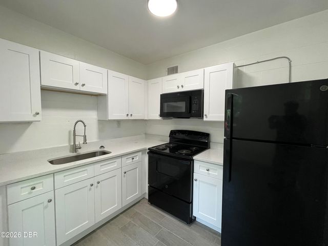 91 Ford Street, Ormond Beach, FL 32174