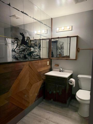 4620 Enchanted Way, Redding, CA 96001