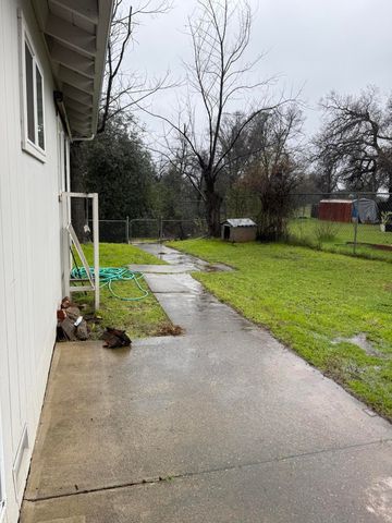 4620 Enchanted Way, Redding, CA 96001