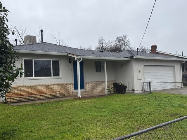 4620 Enchanted Way, Redding, CA 96001