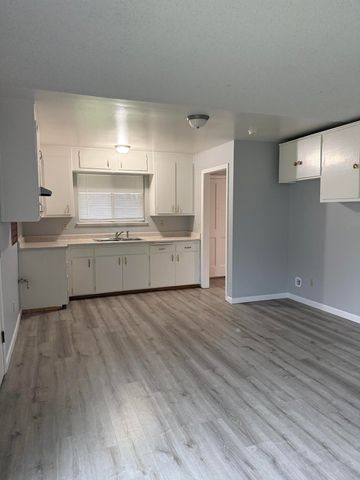 4620 Enchanted Way, Redding, CA 96001