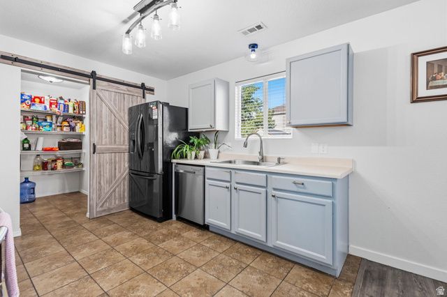341 S SPANISH FIELDS DR, Spanish Fork, UT 84660