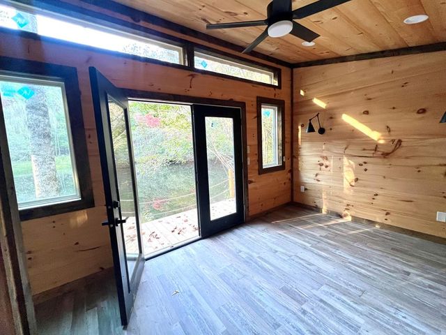 91 Acorn Circle, Murphy, NC 28906